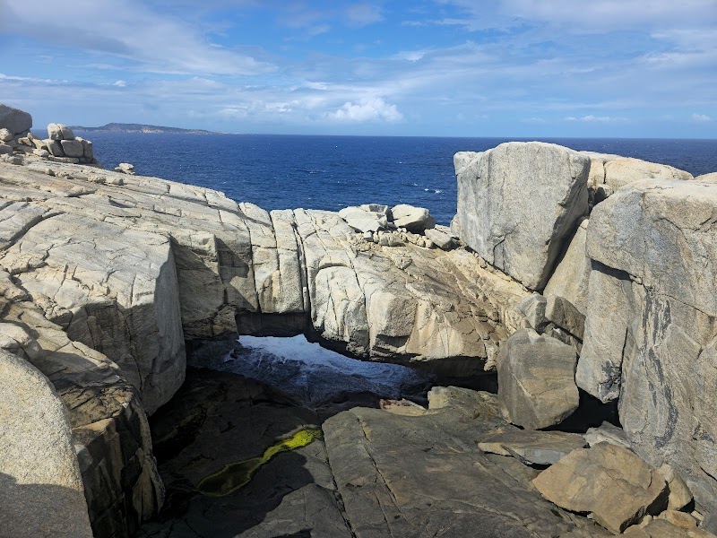 The Gap and Natural Bridge