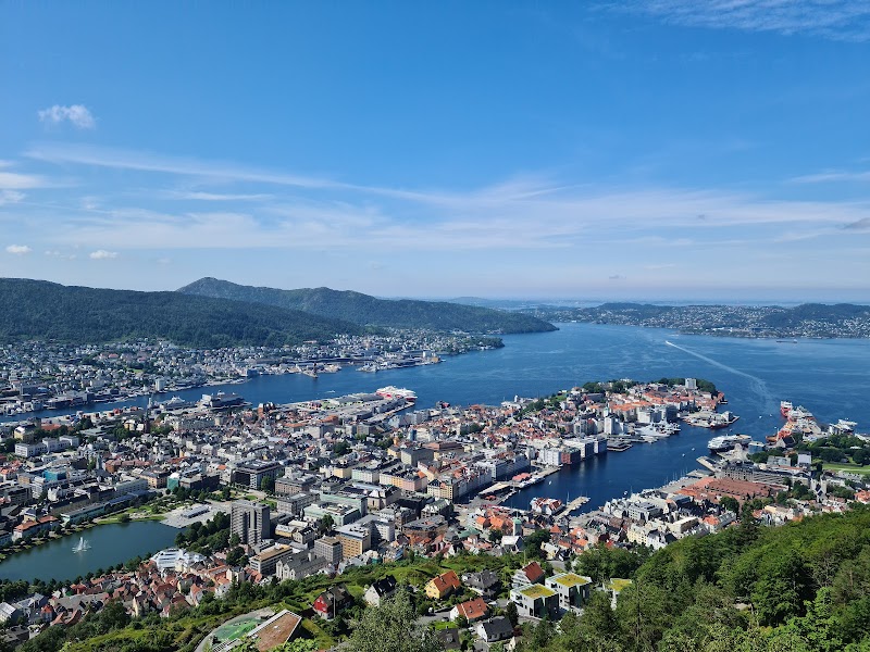 Fløyen Funicular & Hike