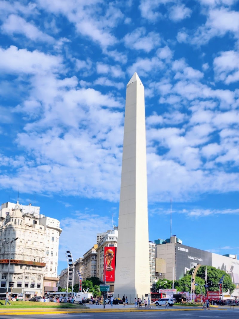Obelisco & 9 de Julio Avenue