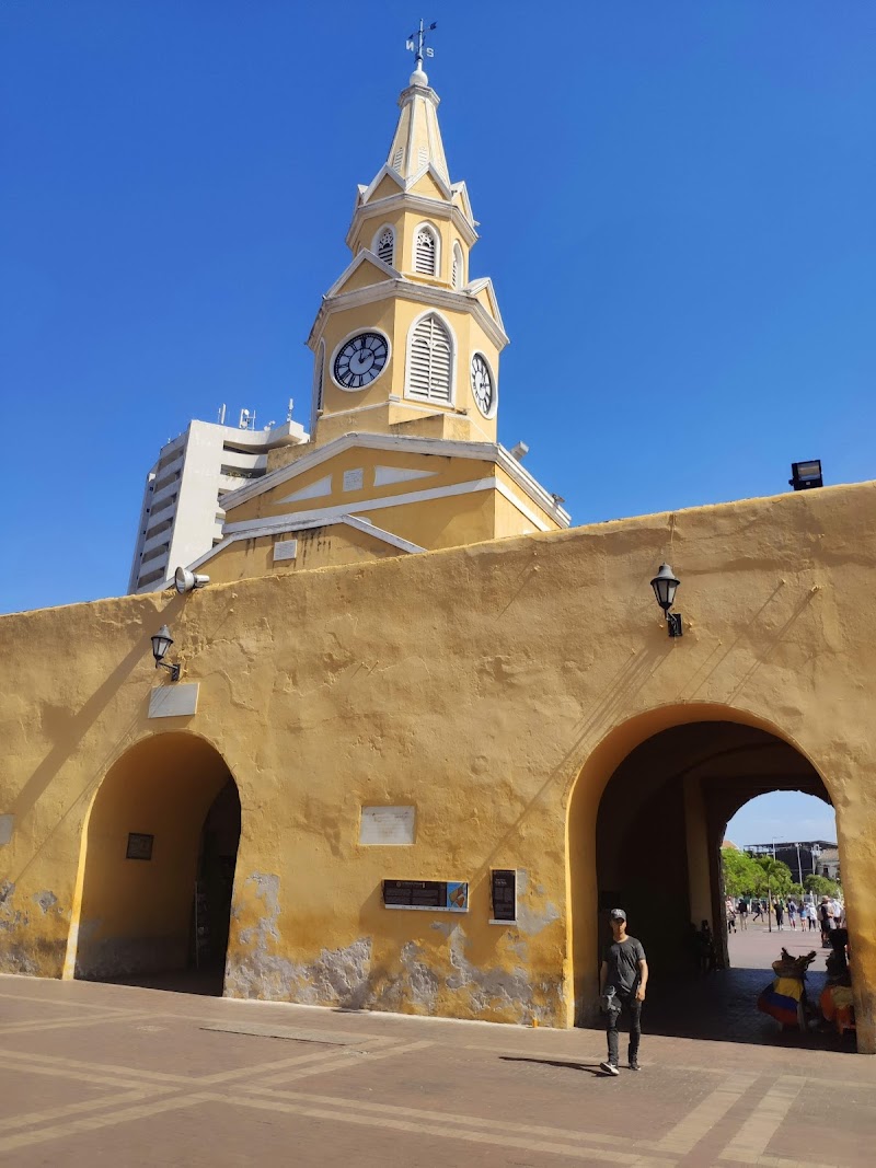 Boca del Puente & Clock Tower