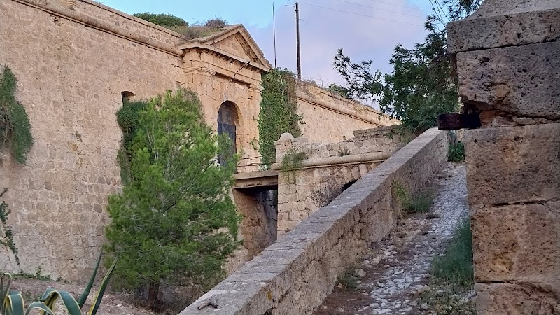 Galeras Hill Cave Paintings