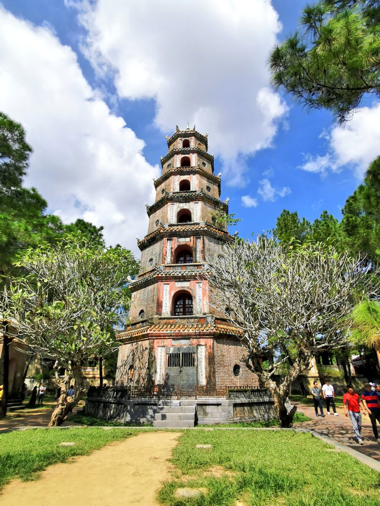 Thien Mu Pagoda