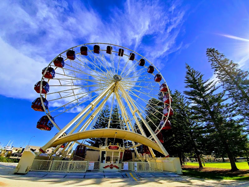 Esplanade Park & Beach