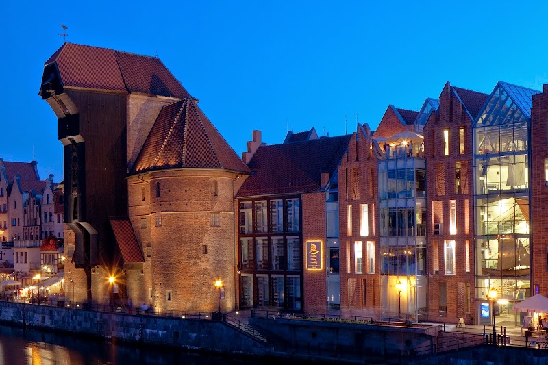 Crane (Zuraw) at the River