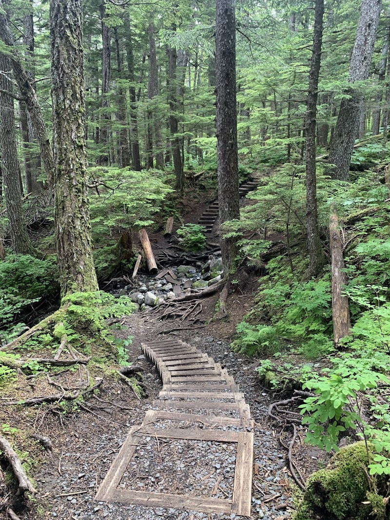 Battery Point Lighthouse Trail