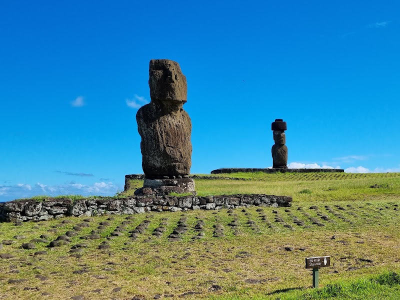 Ahu Tahai Moai