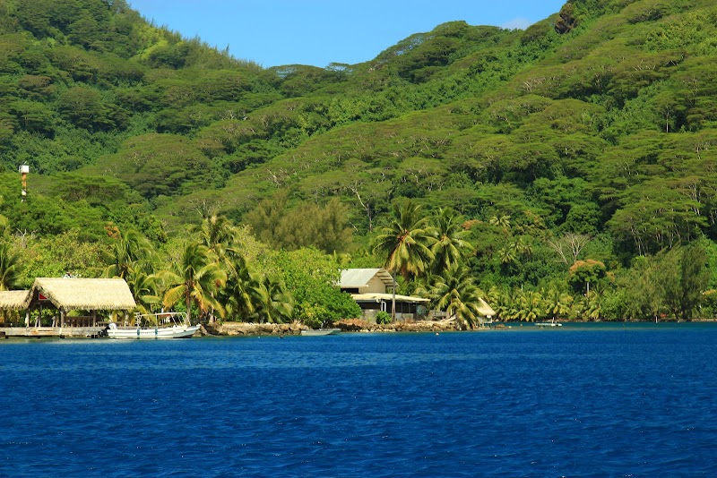 Huahine Nui Bridge