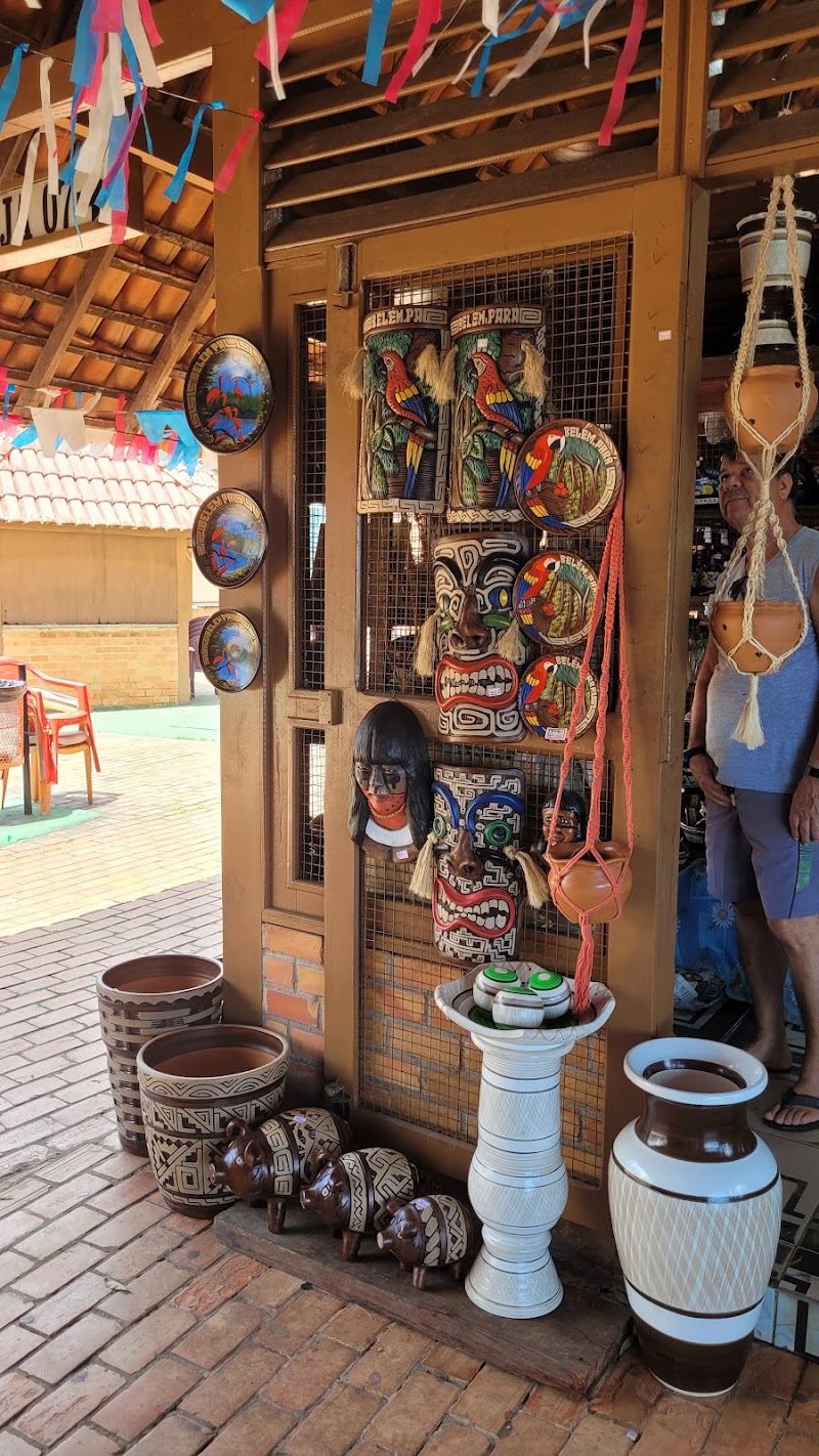 Icoaraci Porcelain Market