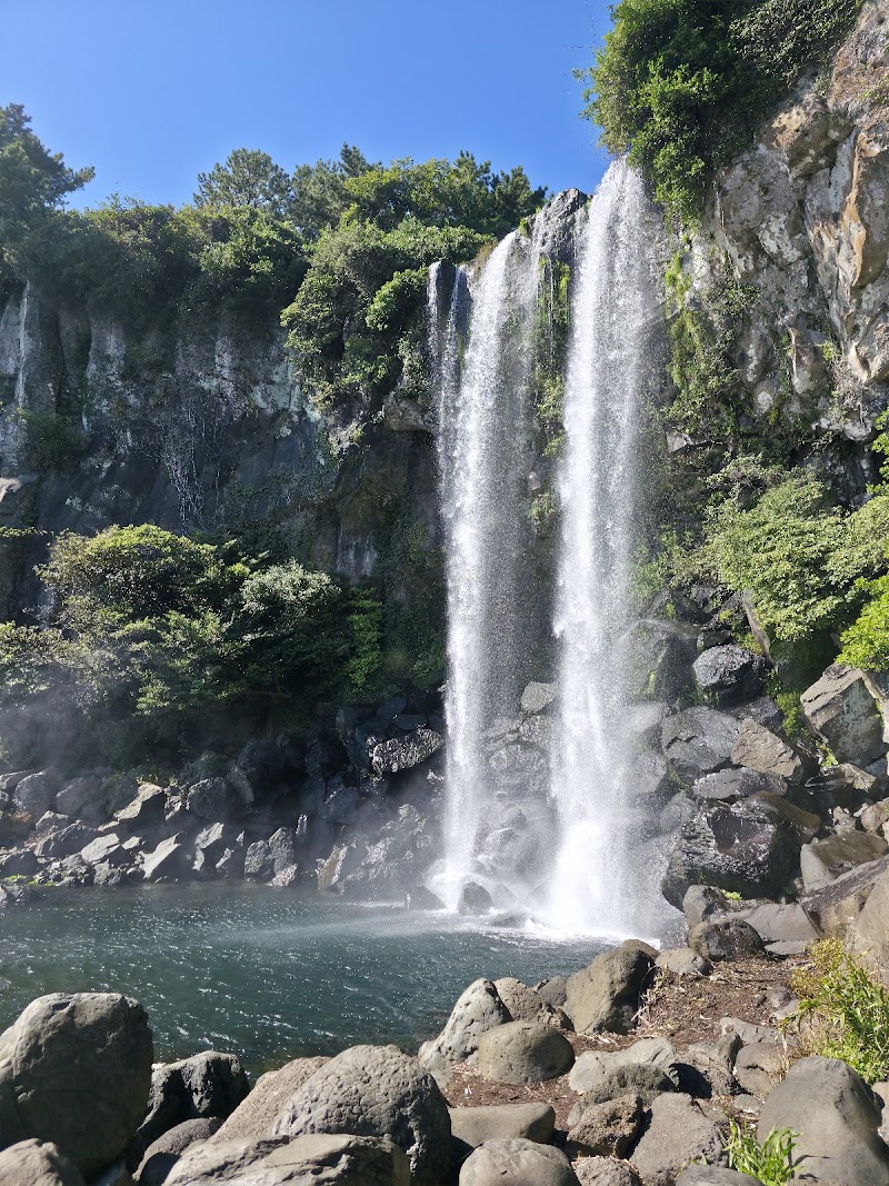 Jeongbang Waterfall