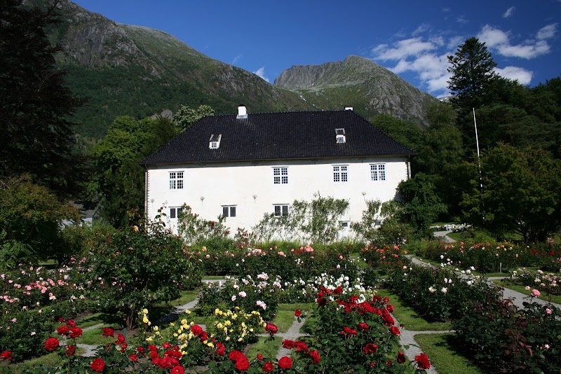 Baroniet Rosendal Manor