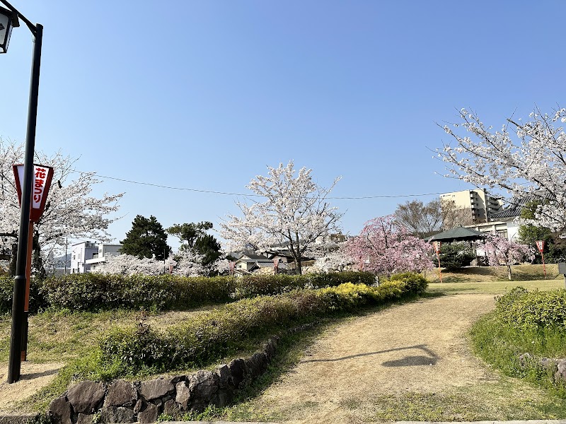Maizuru Castle Park