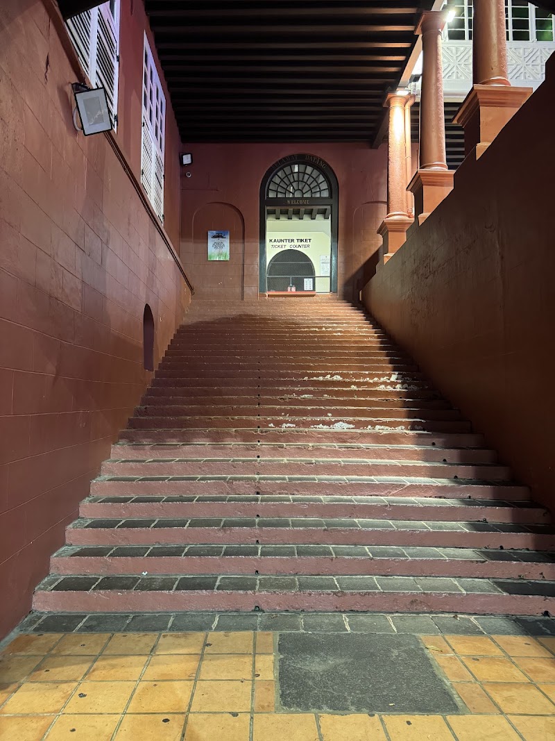 Stadthuys & Christ Church