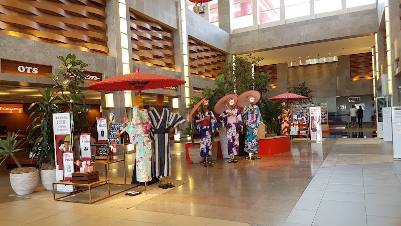 DFS Galleria & Makishi