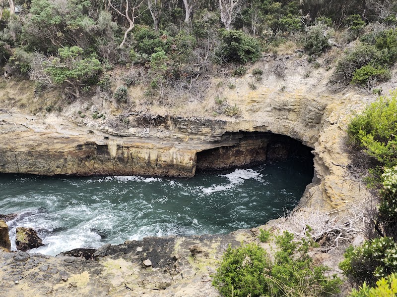 Tasman Arch & Blowhole