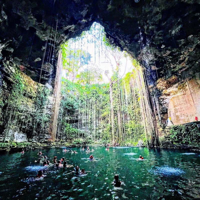 Cenote Ik Kil
