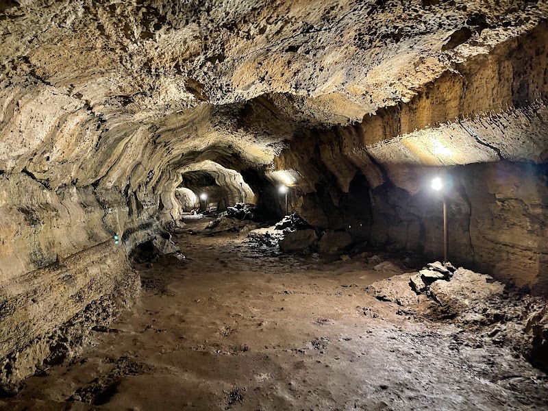 Lava Tunnels