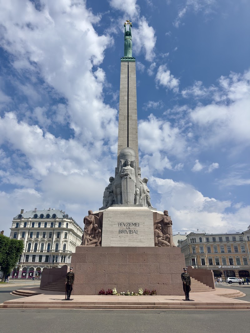Freedom Monument
