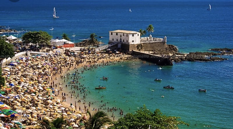 Porto da Barra Beach