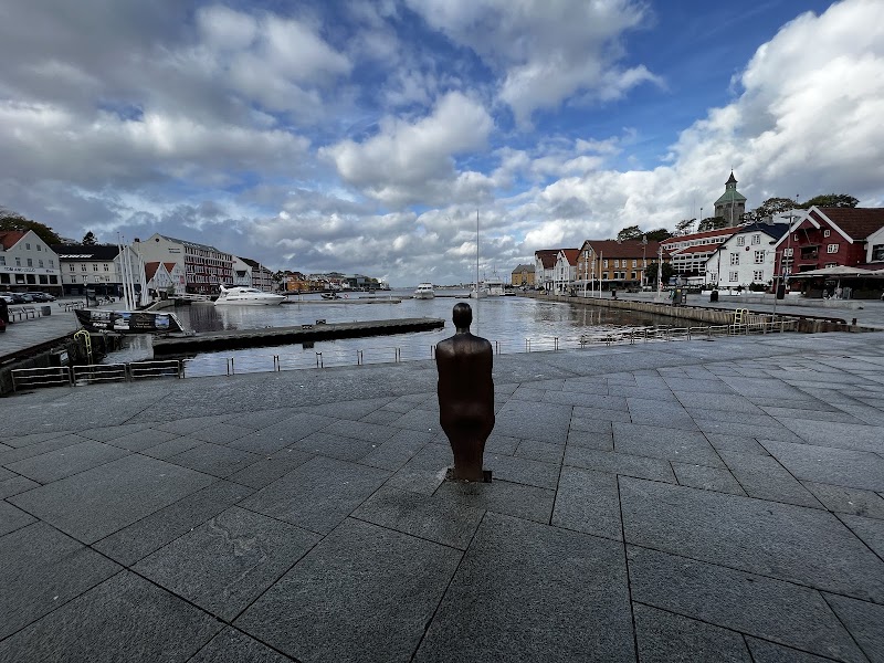 Broken Column (Norske Hollywood)