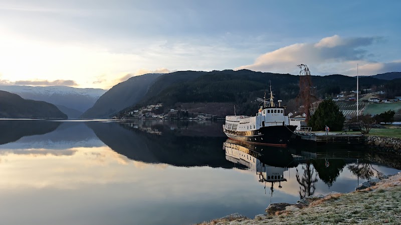 Ulvik Waterfront Walk