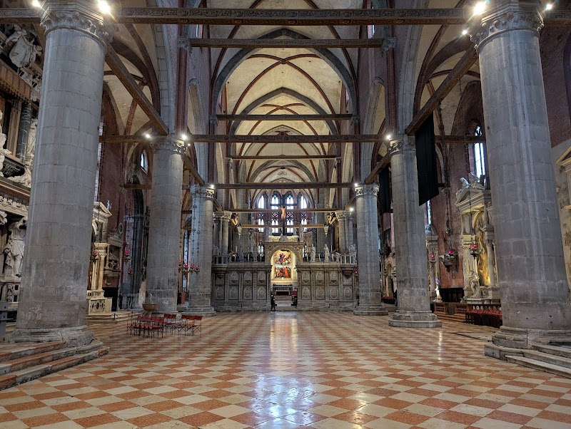 Santa Maria Gloriosa dei Frari